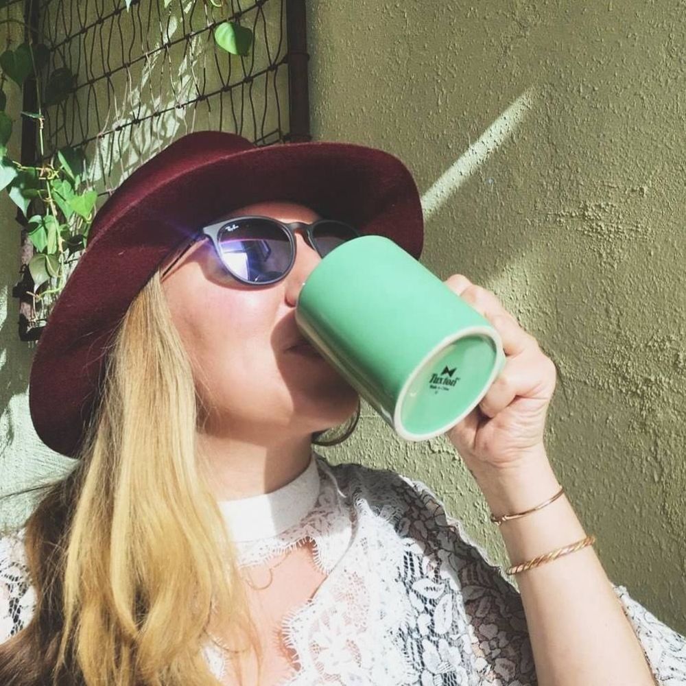 Meet your Posher, Lois